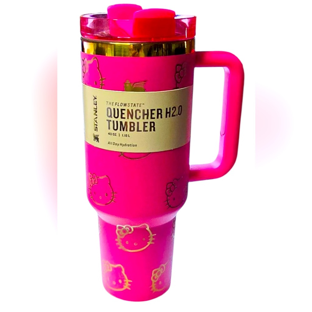 Stanley  Hello kitty Quencher H2.0 Tumbler